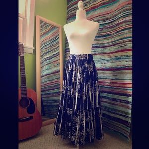 Super feminine bamboo print cotton skirt